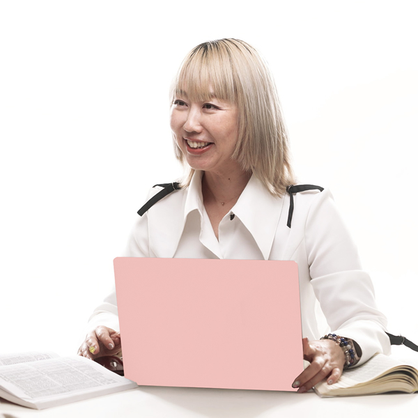 深井香織